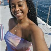 I'm a young lady that likes to connect with people. Portuguese is my 1st language and I'm here to teach you all about it!